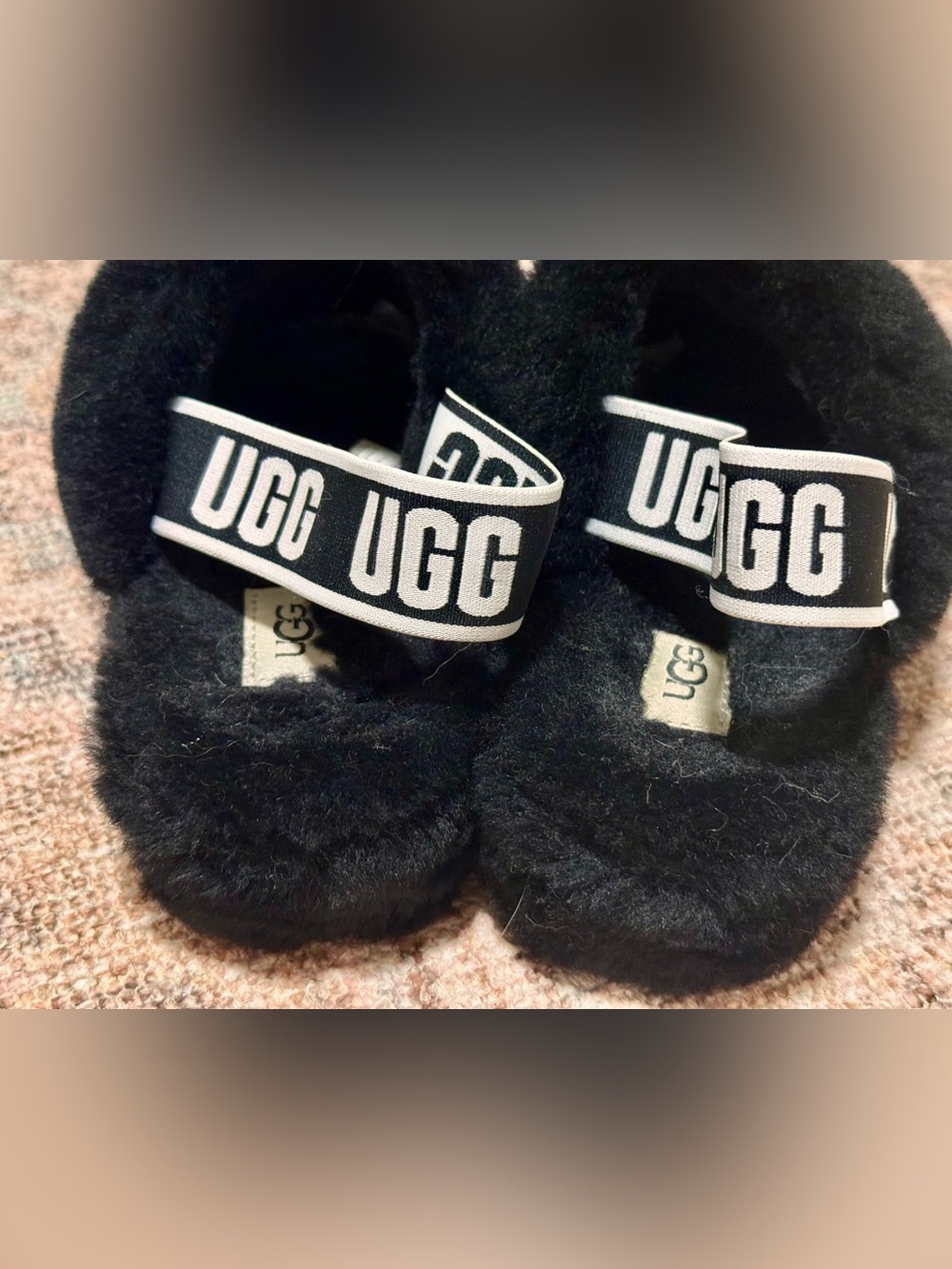 Ugg Fluff Yeah Slides - Picture 5 of 7